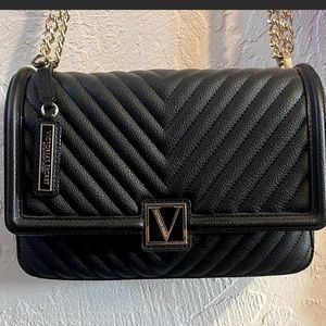 Only used once maybe twice * clean, smoke free environment!*